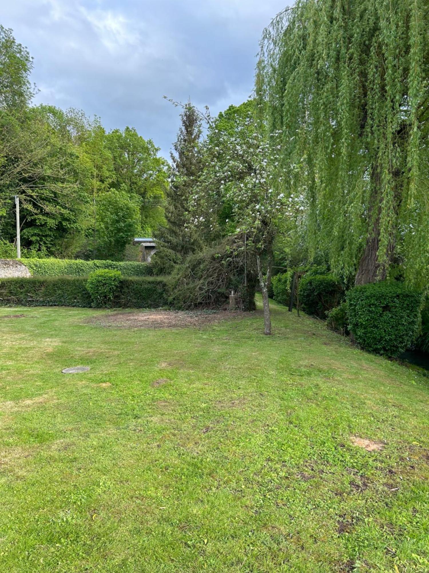 Maison Au Calme Avec Riviere A Cote De Chartres Saint-Prest Rum bild
